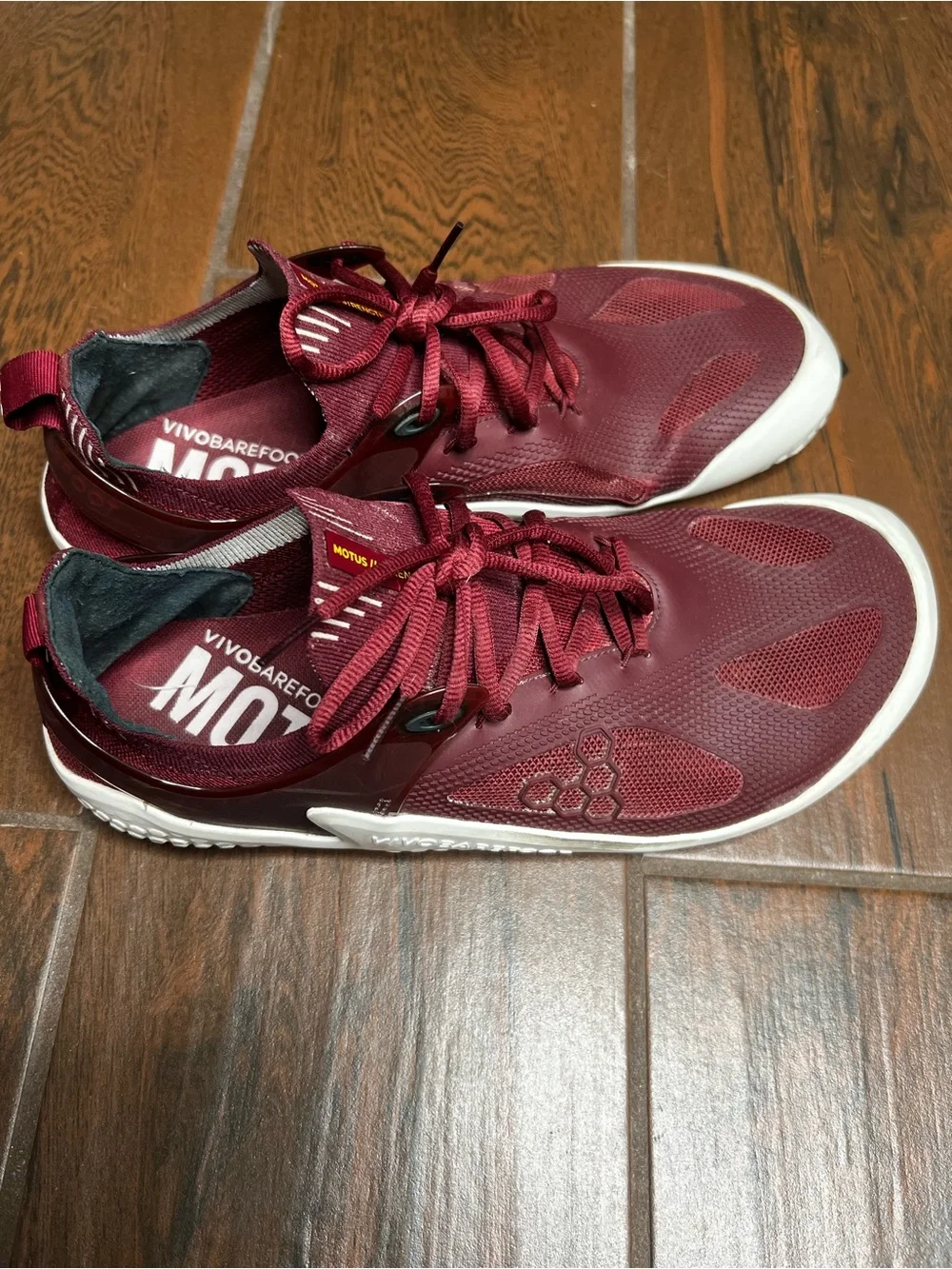VivoBarefoot Men's Motus Strength Barefoot Training Shoes Burgundy Mens EU 44
